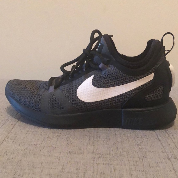 Women’s Nike Duel Racer sneaker - Picture 1 of 4